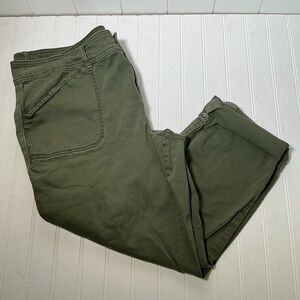 Torrid Women's Plus Size 20 Olive Green Utility Crop Pants Stretch Pockets